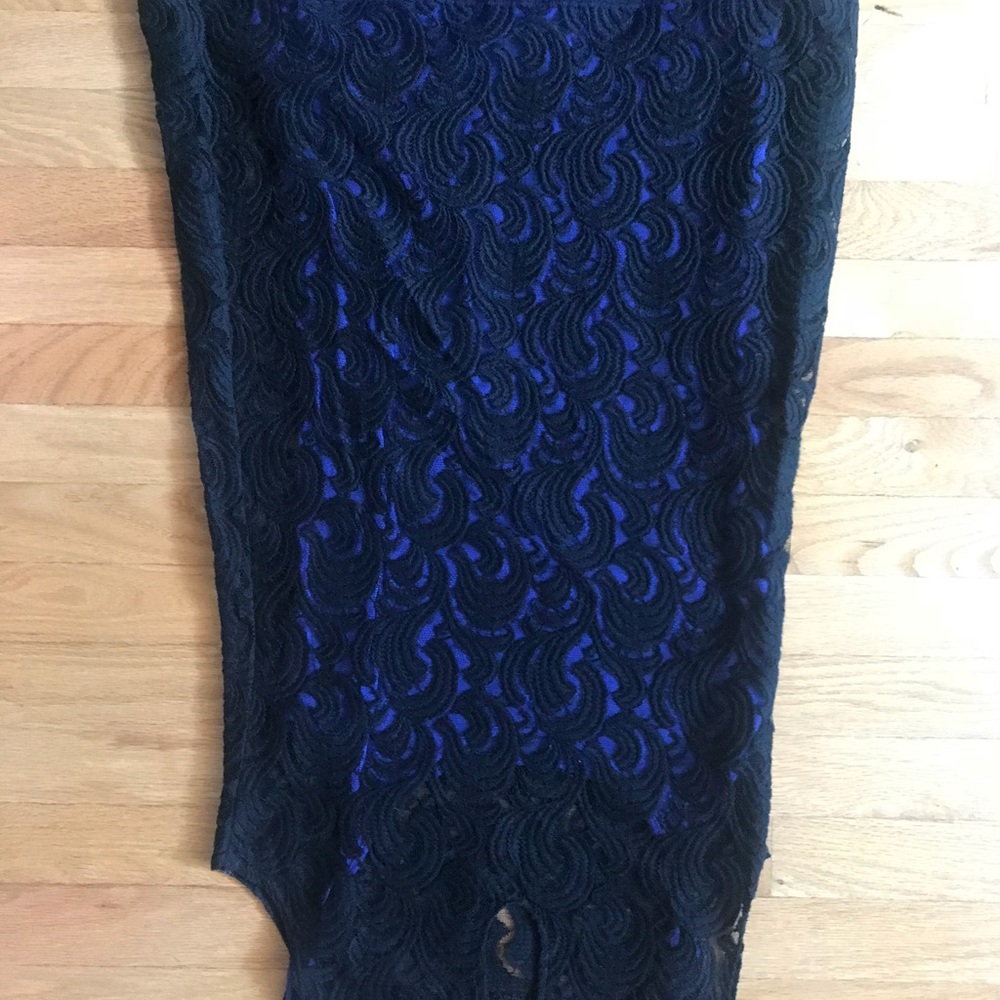 Aqua lace with royal blue sheath